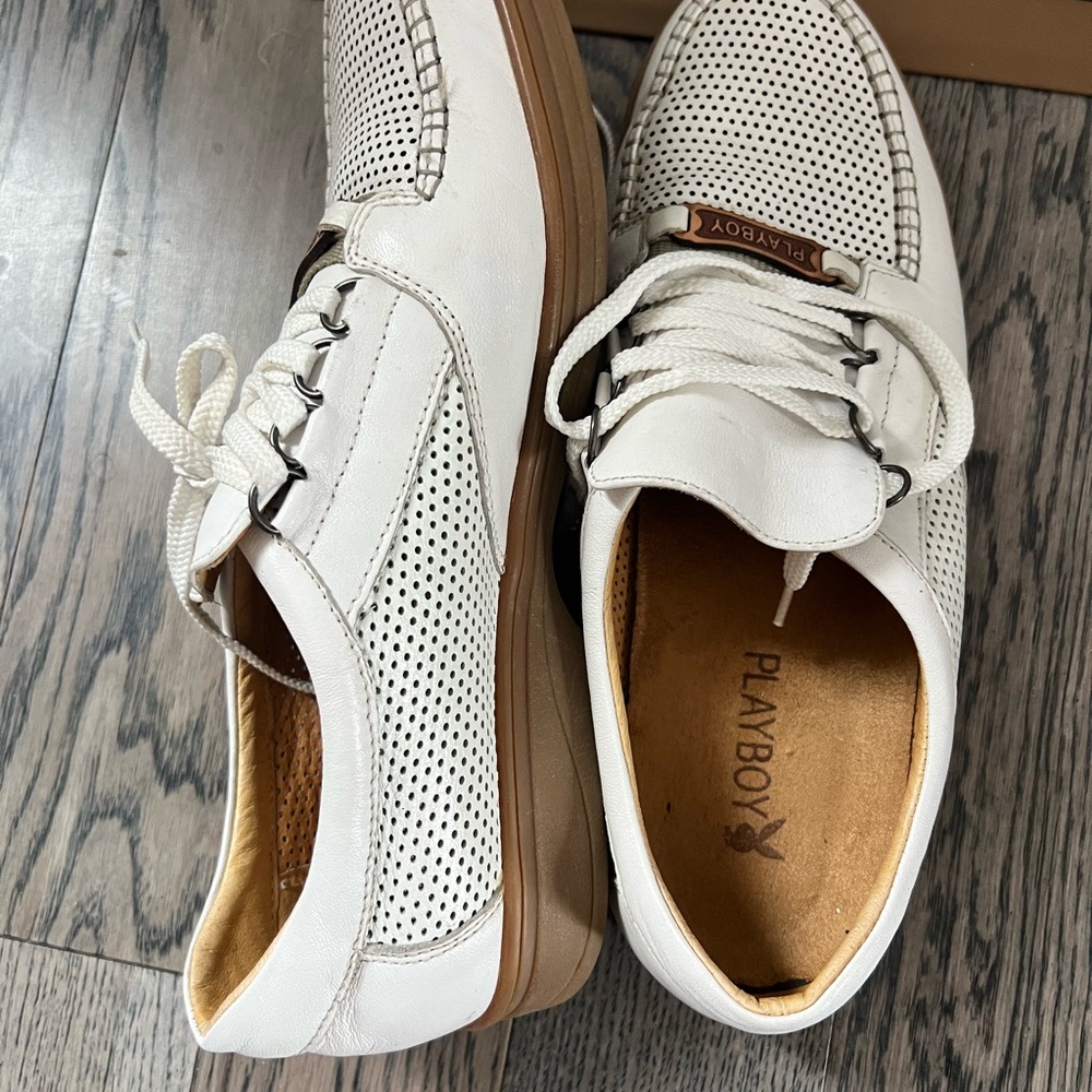 PLAYBOY White Loafers with Moccasin Design - Picture 2 of 3